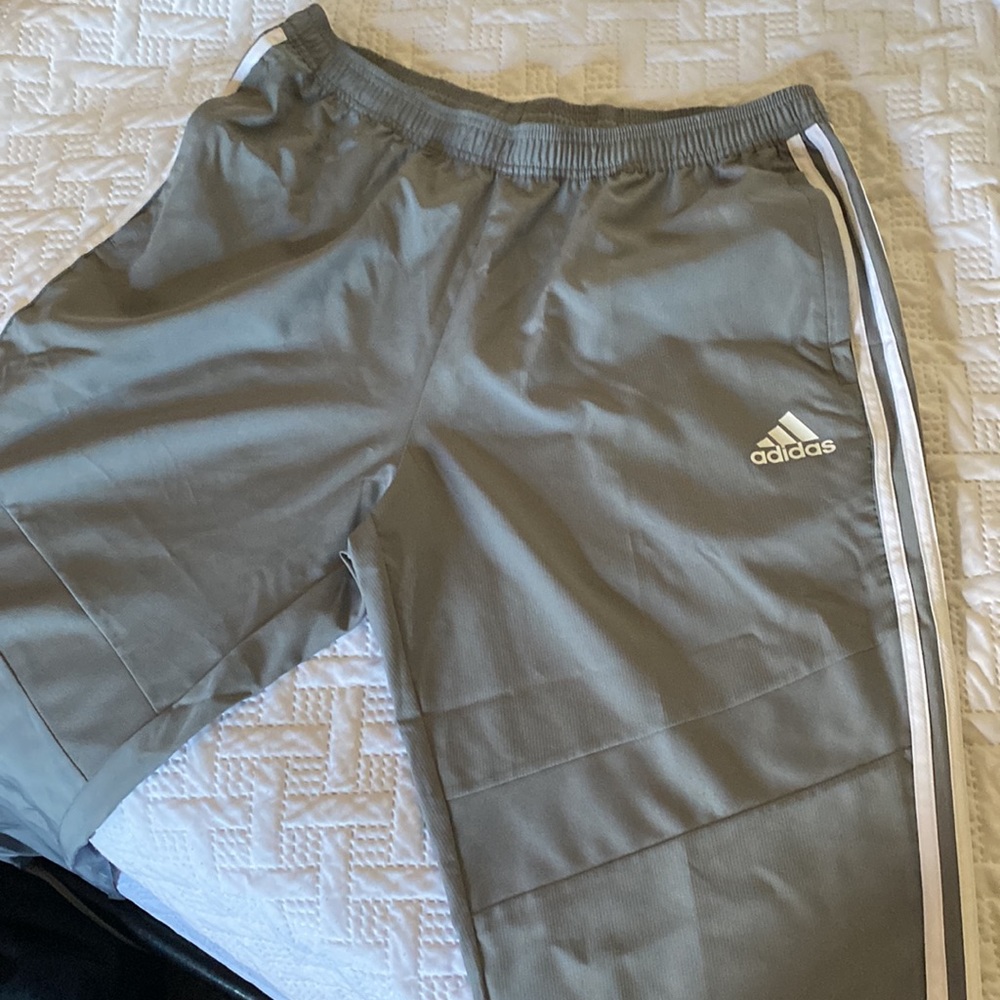 Adidas - Picture 3 of 3